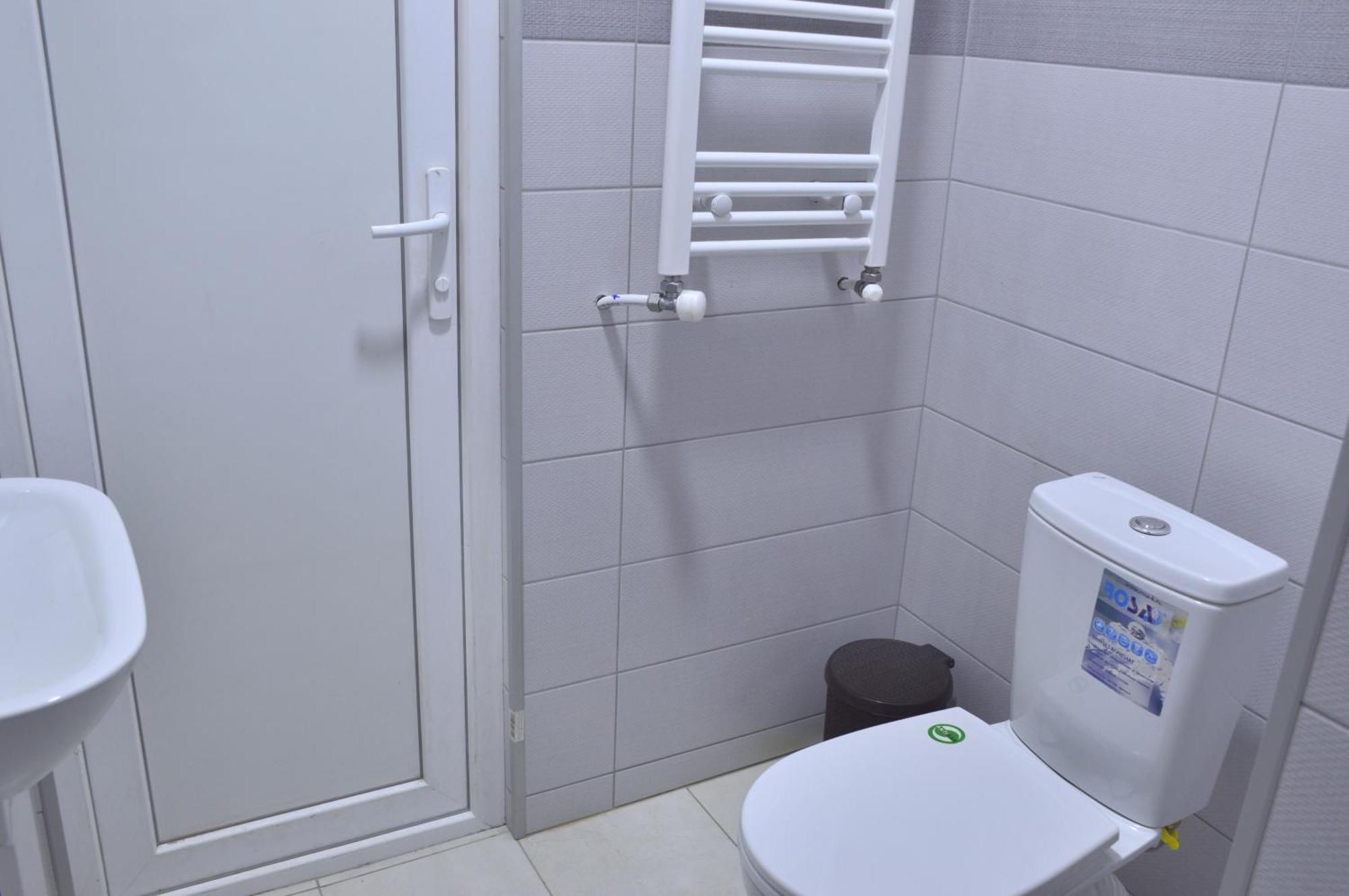 Mtatsmindaze Hotel Tbilisi Bilik gambar