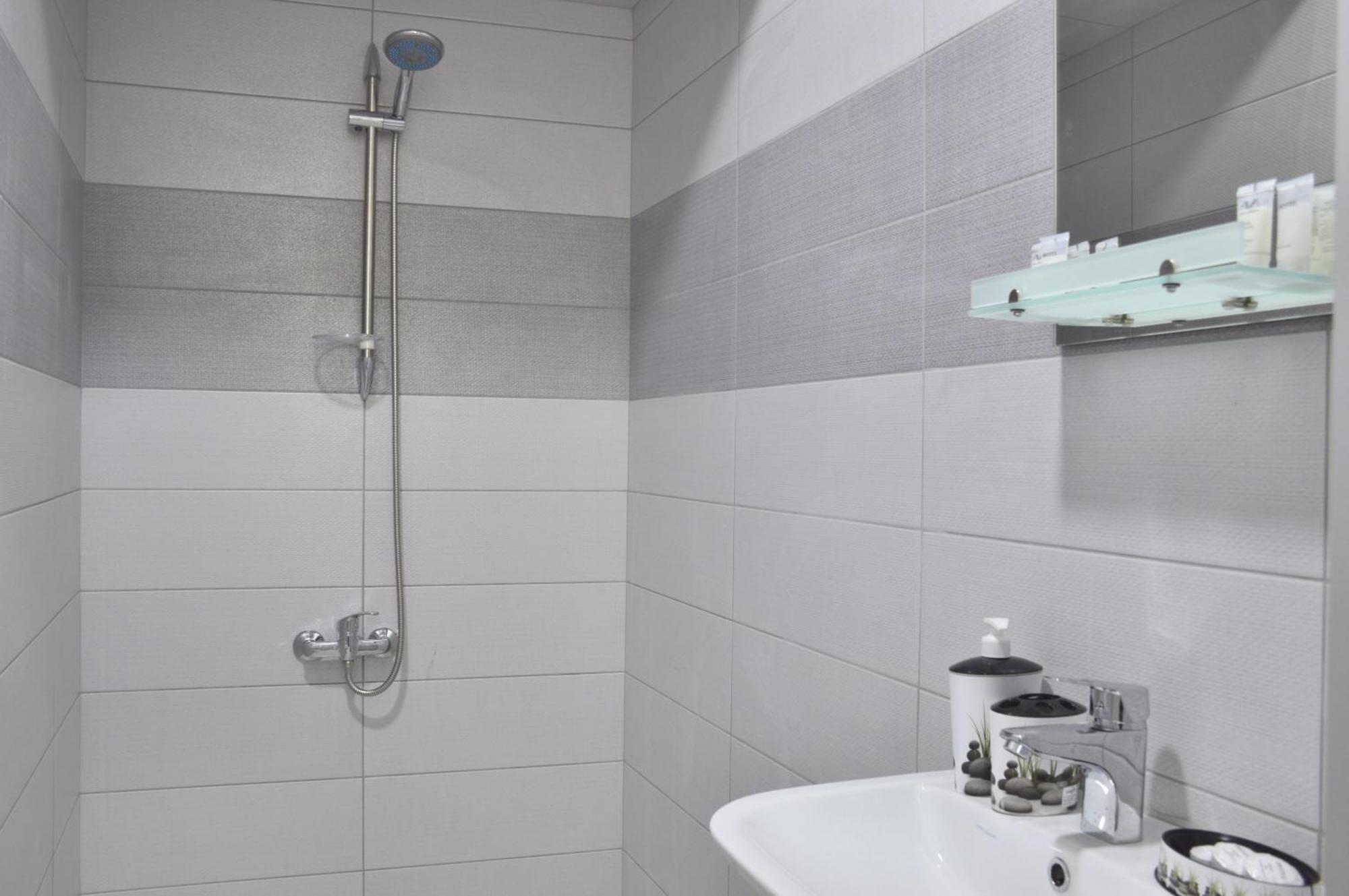 Mtatsmindaze Hotel Tbilisi Bilik gambar